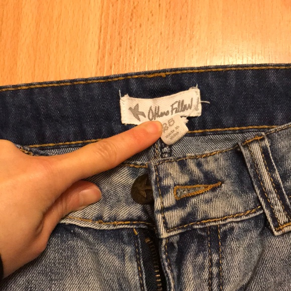 Jean shorts with beaded sides - Picture 2 of 4